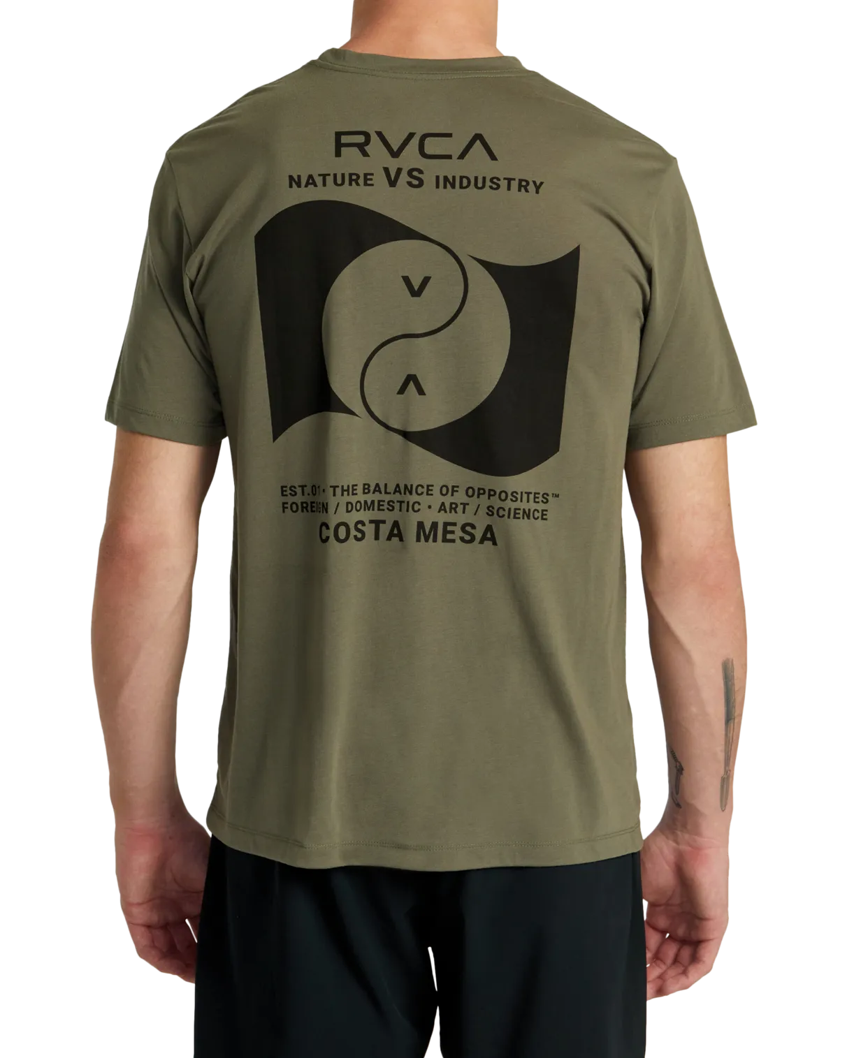 Balance Banner T-Shirt in Olive