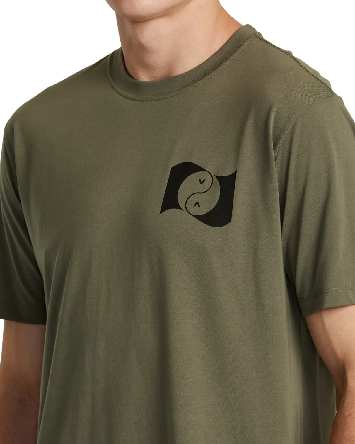 Balance Banner T-Shirt in Olive