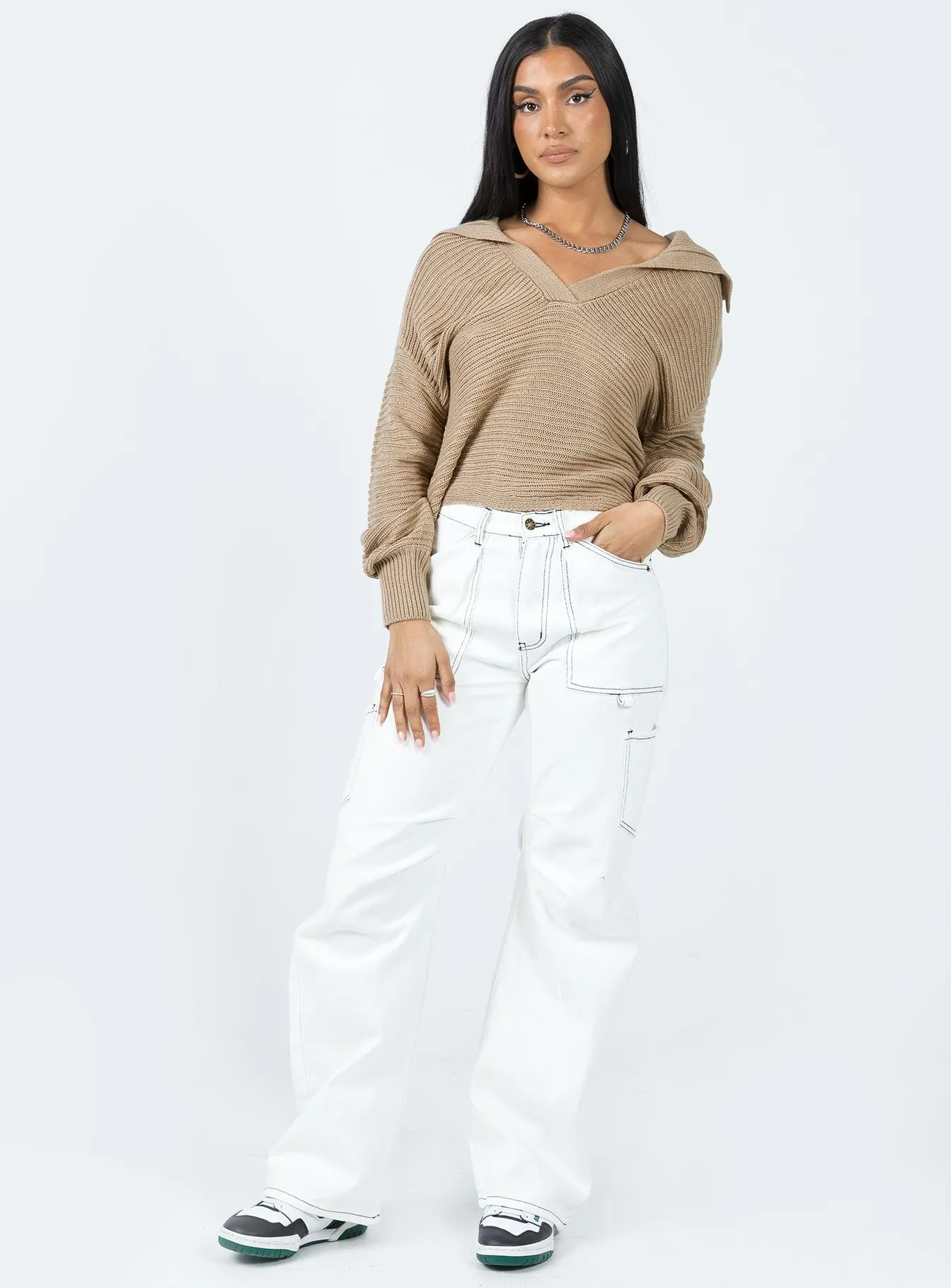Brihni Oversized Knit Sweater Beige