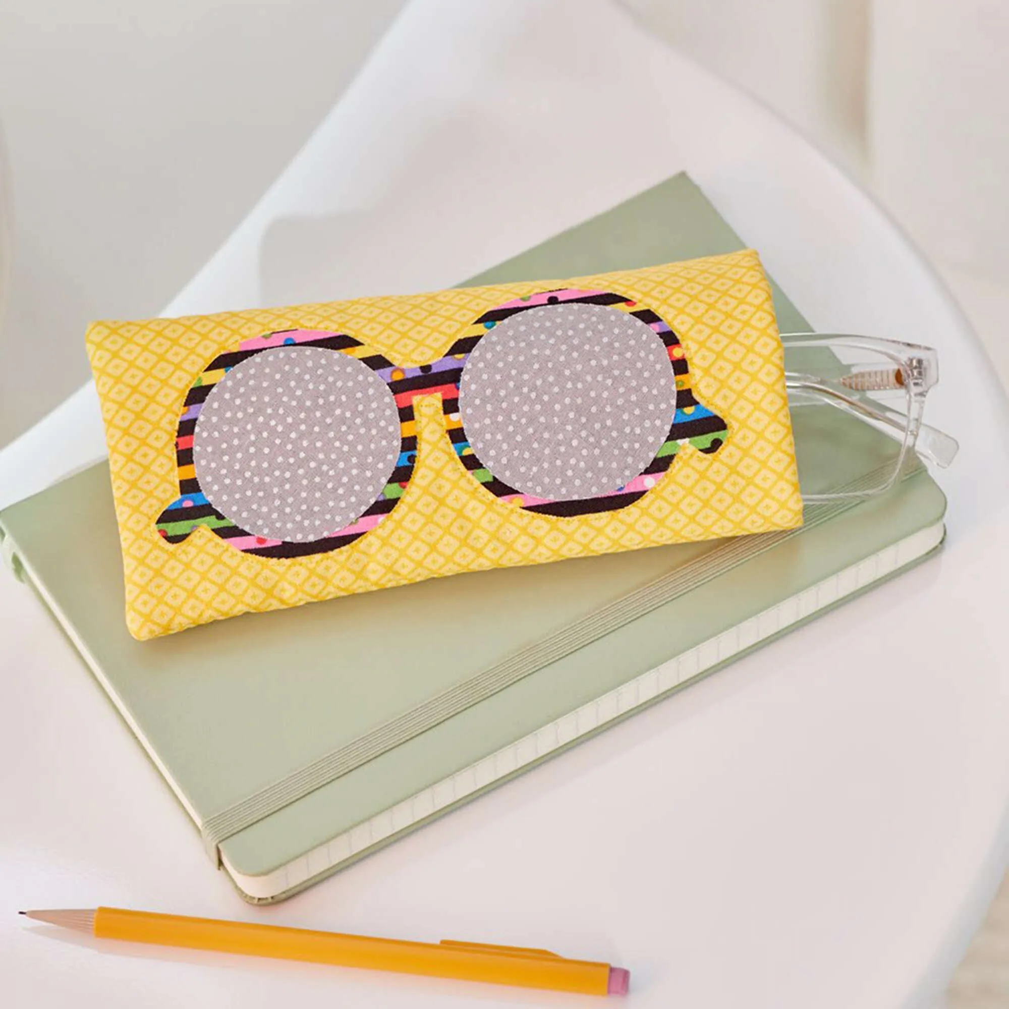 Coats & Clark Sewing Sun Shades Eyeglass Case
