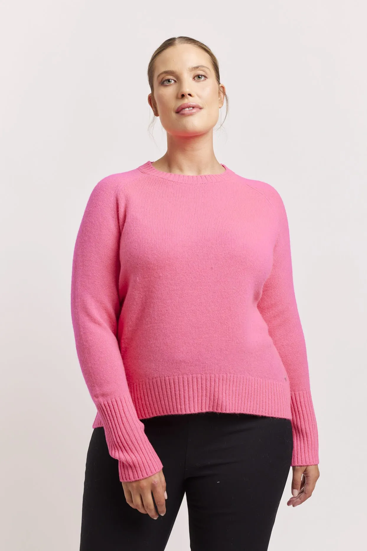 Fifi Crew Cashmere Sweater in Electric Pink