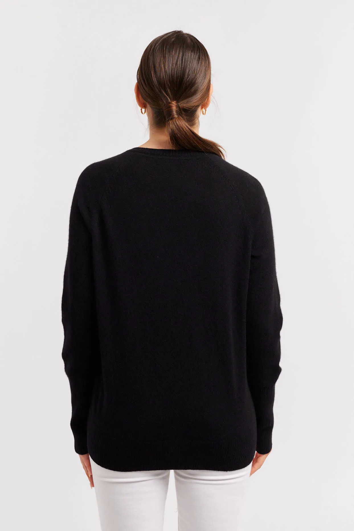 Fifi V Cashmere Sweater in Black