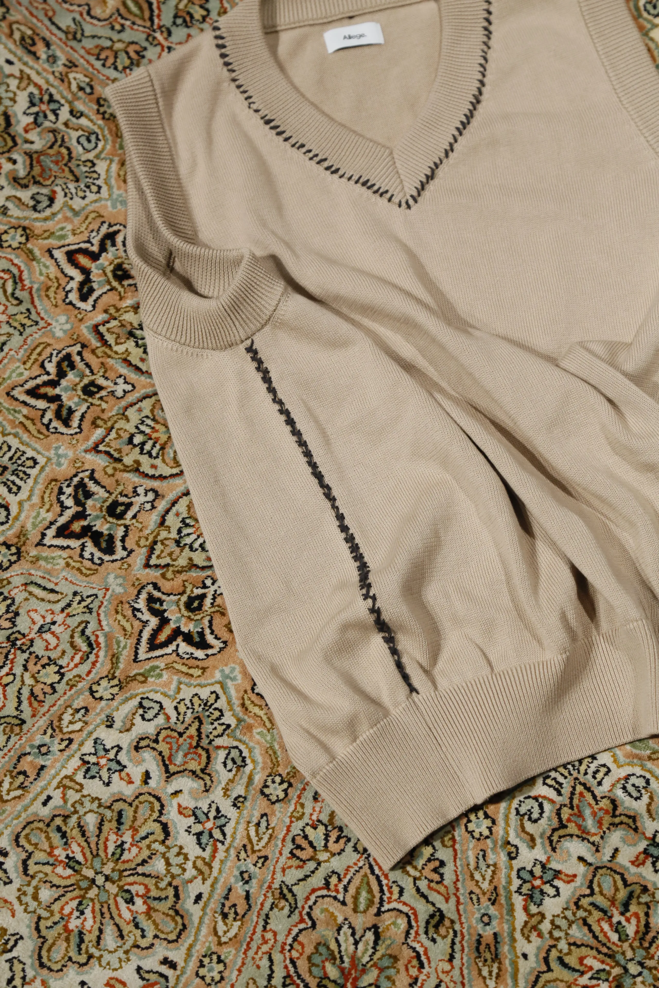 Hand Stitch Knit Vest (BEIGE)