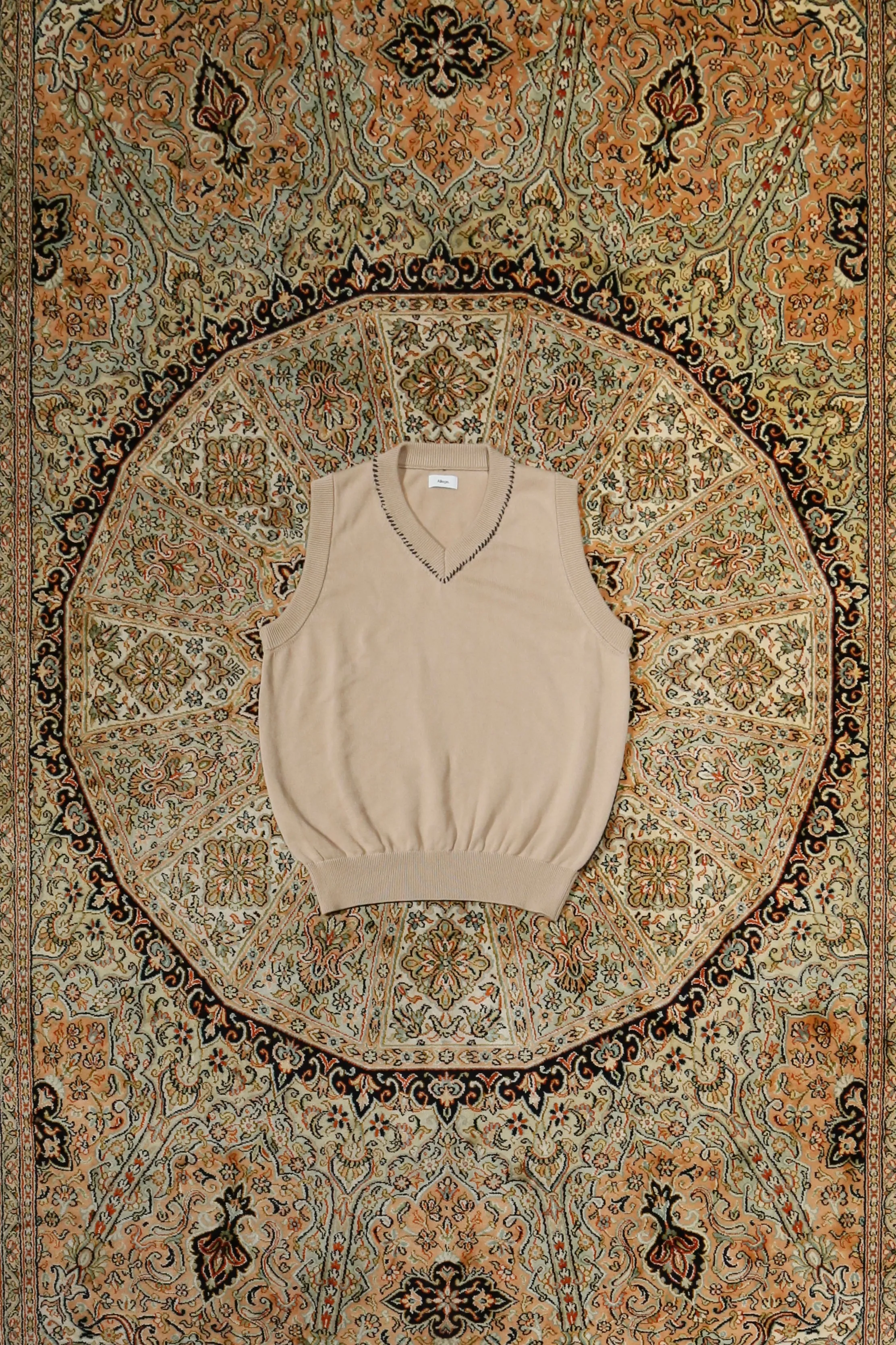 Hand Stitch Knit Vest (BEIGE)