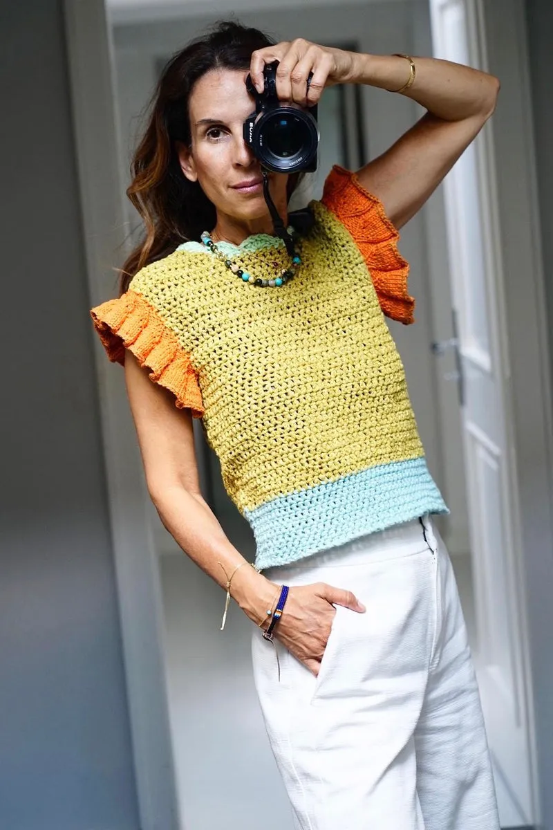 Knitwear No.70. Ruffled short-sleeved Mami jumper