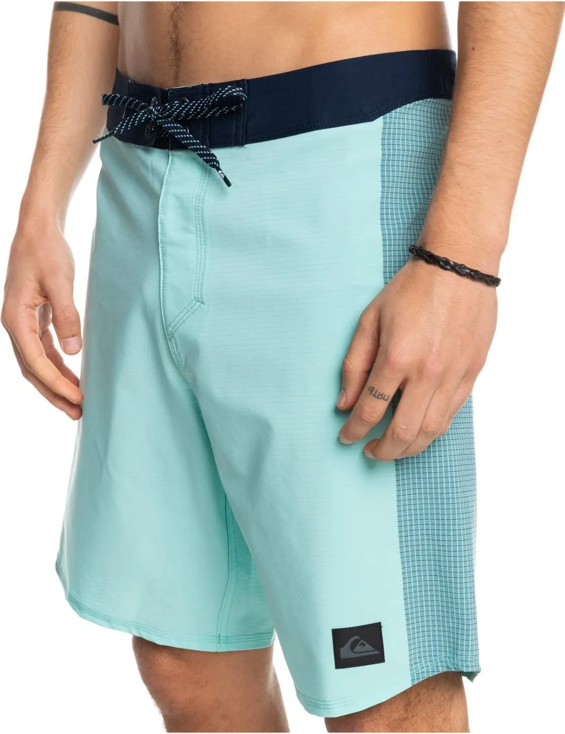 Quiksilver Men's Standard Highlite Arch 19 Boardshort Swim Trunk Bathing Suit