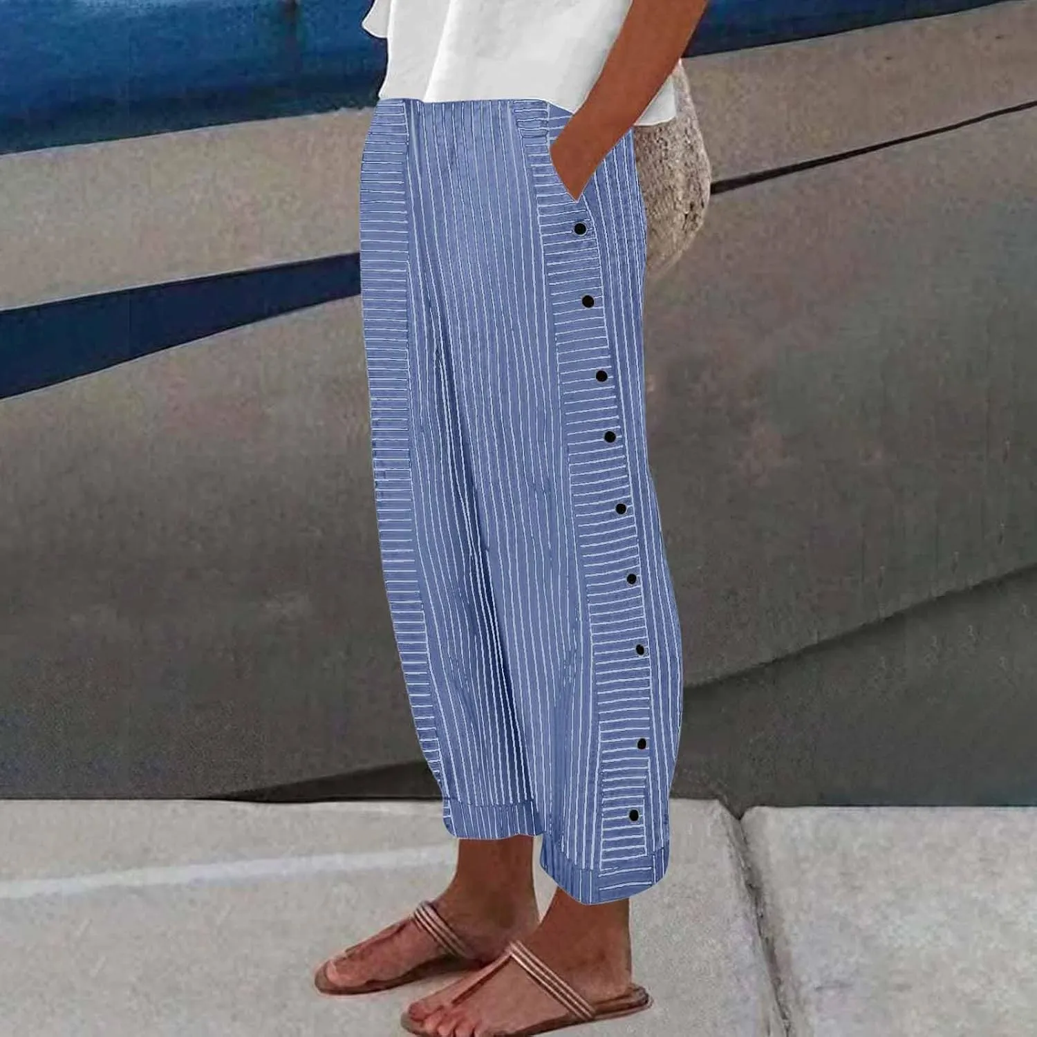 Striped Linen Pants Women Elastic High Waisted Cropped Pants Side Button Summer Vacation Capri Pants with Pockets