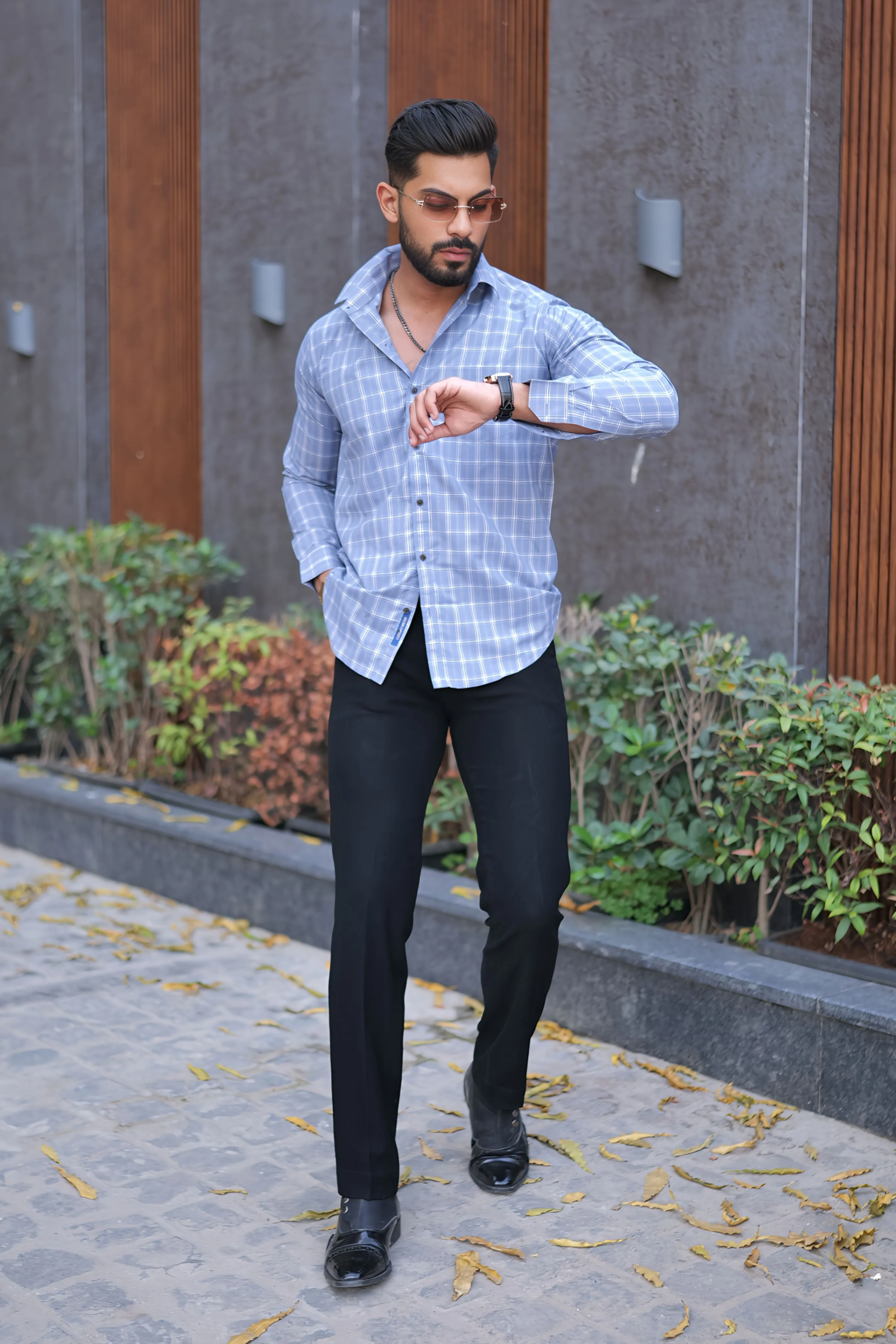 VOZIA Checked Men's Shirt