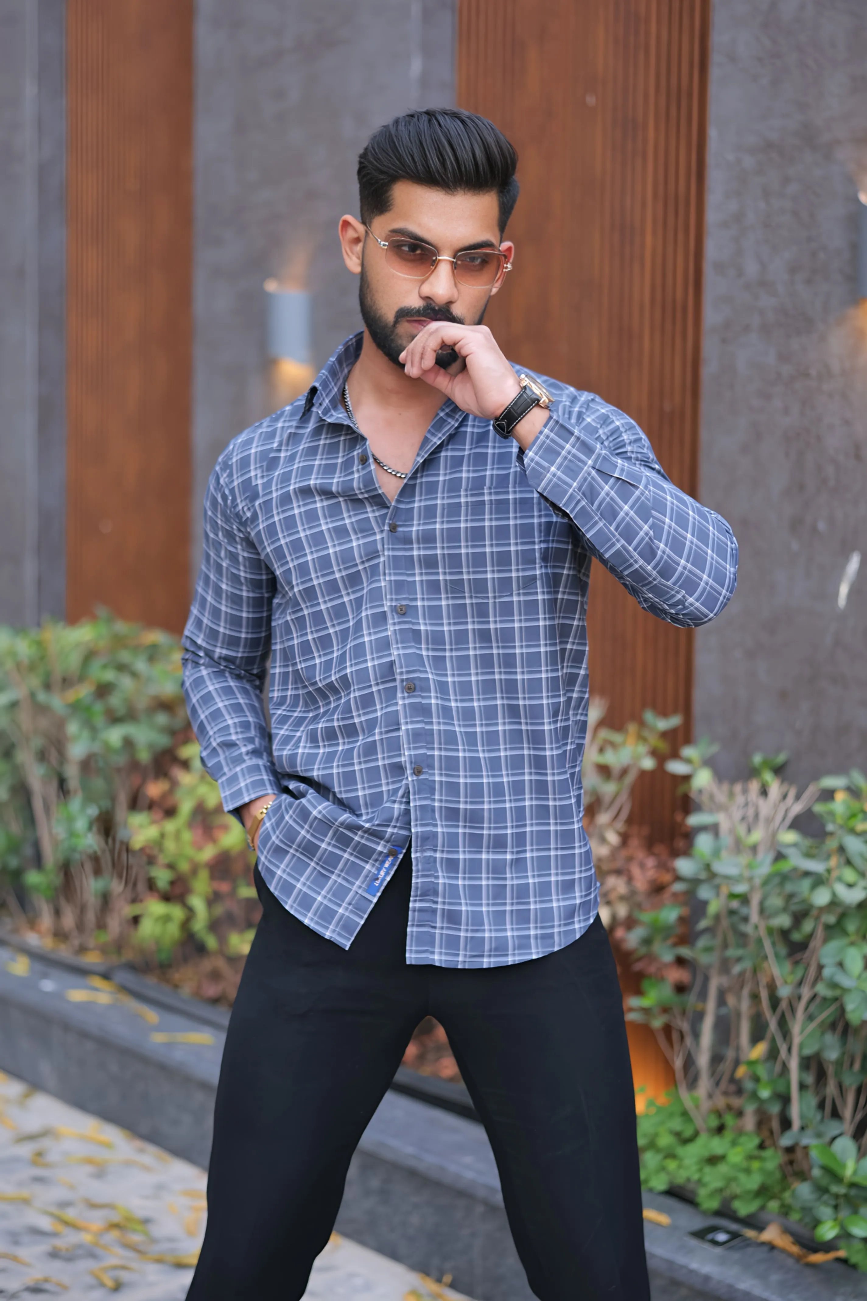 VOZIA Trendy Checked Men's Shirt