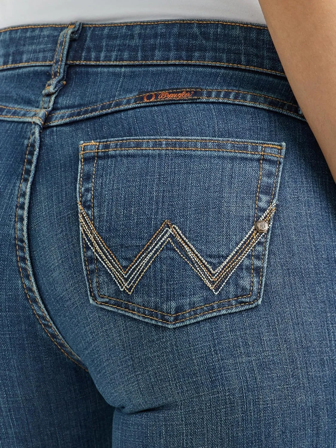 Wrangler Women's Q-Baby Mid Rise Boot Cut Ultimate Riding Jean-Discontinued